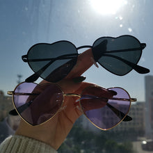 Load image into Gallery viewer, 2023 Love Heart Sun glasses Women Female Brand Design Vintage Women's UV400 Polarized Sunglasses Shades Oculos