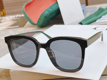 Carica l&#39;immagine nel visualizzatore di Gallery, 2023  Sunglasses Women Brand Designer Gray Acetate Frame Gradient Lens Classic Female Male Eyewear UV400 G0989