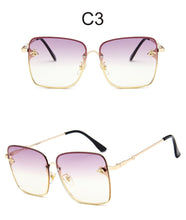 Carica l&#39;immagine nel visualizzatore di Gallery, 2023 Oversize Clear Pink Sunglasses for Women Gradient Square Bee Sun Glasses Superstar  Brand Designer Shades UV400
