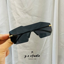Carica l'immagine nel visualizzatore di Gallery, 2023  Rimless Sunglasses Men Women Men's Personality Hip-hop European And American Trend Diamond