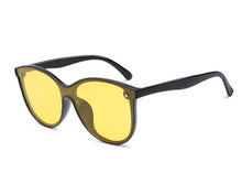 Carica l&#39;immagine nel visualizzatore di Gallery, 2023 Square Polarized Sunglasses Men Women Square Male Sun Glasses Brand Design One-piece Lens Eyewear UV400