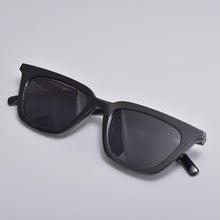 Carica l'immagine nel visualizzatore di Gallery, 2023   high quality Cat eye Polarized  Women Sunglasses Gentle AGAIL  Retro Acetate lady Sun Glasses for women