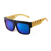 Carica l&#39;immagine nel visualizzatore di Gallery, 2023 Oversized Hip Hop Sunglasses Men Women Brand Design Flat Top Retro Square Black Sun Glasses Gold Plastic Chain Frame OM725