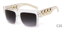 Carica l&#39;immagine nel visualizzatore di Gallery, 2023 Oversized Hip Hop Sunglasses Men Women Brand Design Flat Top Retro Square Black Sun Glasses Gold Plastic Chain Frame OM725