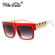 Carica l&#39;immagine nel visualizzatore di Gallery, 2023 Oversized Hip Hop Sunglasses Men Women Brand Design Flat Top Retro Square Black Sun Glasses Gold Plastic Chain Frame OM725