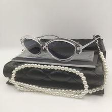 Load image into Gallery viewer, 2023 Pearl Chain Sunglasses Transparent Sunglasses Woman Sunglases Glasses Shades For Women Sunglasses Brand Designer Sunglasses