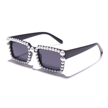Load image into Gallery viewer, 2023 Pearl Vintage Sunglasses Women Brand Designer Sun Glasses Ladies  Glasses Shades Women Retro  Bulk Oculos