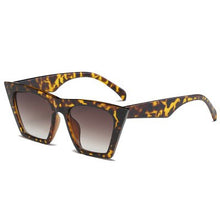 Load image into Gallery viewer, 2023 Retro Cat eye Sunglasses Women Brand Design Vintage Lady Sunglass Black okulary Sun glasses UV400 lunette soleil femme