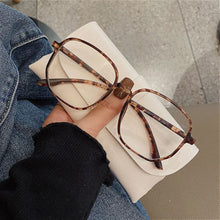 Carica l&#39;immagine nel visualizzatore di Gallery, 2023 Retro Oversized Square Frames Computer Spectacles Reading Glasses Frame Women Men Transparent Lens Optical Eyeglasses