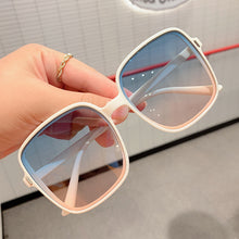 Load image into Gallery viewer, 2023 Rice Nail Square Sunglasses Long and Round Face Ladies Eyewear Wild Frame Sunglasses UV400 Gradient Color Glasses