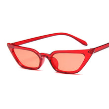 Carica l'immagine nel visualizzatore di Gallery, 2023 Small Cat Eye Sunglasses Women Vintage Plastic Mirror Vintage Sun Glasses Female Oculos De Sol Feminino UV400