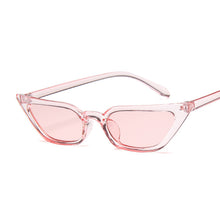 Carica l'immagine nel visualizzatore di Gallery, 2023 Small Cat Eye Sunglasses Women Vintage Plastic Mirror Vintage Sun Glasses Female Oculos De Sol Feminino UV400