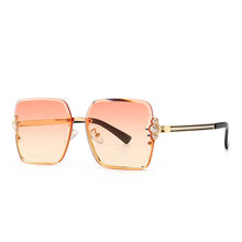 Load image into Gallery viewer, 2023 Square Pearl Inlaid Trend Retro Street Sunglasses INS Modern Sunglasses