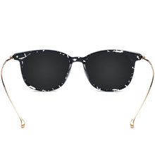 Carica l'immagine nel visualizzatore di Gallery, 2023 Square Sunglasses Women Style Popular Trend Sunglasses Men cool Leisure  Sunglasses No logo with box customizable