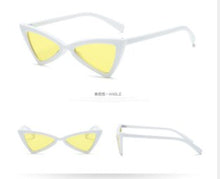 Load image into Gallery viewer, 2023 Star Celebrity Style Retro Cat's Eye Sun Glasses Europe and America Bow Triangular Sun Glasses