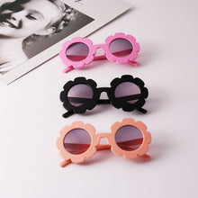 Load image into Gallery viewer, 2023 Sun Flower Round Cute Kids Child Sunglasses UV400 for Boy Girls toddler Lovely Baby Sun Glasses Children Oculos de sol N554