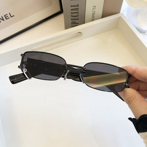 2023 Sunglasses Star Same Brand Designer Style Wearing Earrings Small Box Sunglasses Street Trend Cool Travel Eyewear