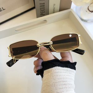 2023 Sunglasses Star Same Brand Designer Style Wearing Earrings Small Box Sunglasses Street Trend Cool Travel Eyewear