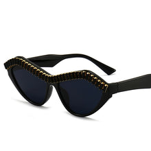 Carica l'immagine nel visualizzatore di Gallery, 2023 Sunglasses Women Cat Eye CZ Diamond Designer Sun Glasses Ladies  Glasses Shades for Women  Bulk Oculos