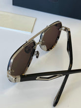 Carica l&#39;immagine nel visualizzatore di Gallery, 2022 Occhiali da sole Maybach oversize alla moda da donna Occhiali da sole quadrati con montatura in metallo sfumata senza montatura sfumata da uomo
