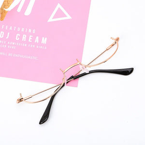 2022 Occhiali bidimensionali senza lenti a mezza montatura Occhiali da sole Cat Eye da donna con mezza montatura unici Designer di marca per donna 