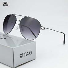 Load image into Gallery viewer, 2023 Ultralight retro sunglass TAG Brand Design sun glasses men driving lenses Gradient sun glasses women Titanium T3025 oculos