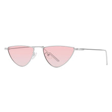 Load image into Gallery viewer, 2023 Vintage Triangle Metal Frame Sunglasses Women  Gradient Pink Blue Ocean Lens Shades Eyewear Sun Glasses Oculos UV400