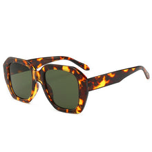 Load image into Gallery viewer, 2023  Women Vintage sunglasses Women  design glasses classics Men Sun Glasses lentes de sol hombre/mujer