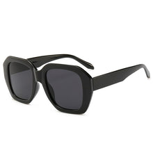 Load image into Gallery viewer, 2023  Women Vintage sunglasses Women  design glasses classics Men Sun Glasses lentes de sol hombre/mujer
