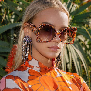 2023 gorgeous and avant-garde cat-eye shape sunglasses for men and women, personality, , series
