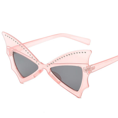2023 Oversize Sunglasses Women Bat Sharp Shades Sun glasses Rivet Big Frame Sunglass Personality Dance Party Glasses