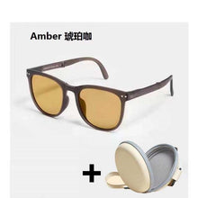 Load image into Gallery viewer, 2023  Folded sunglasses Light sunglasses Women  Sunglasses Small Frame Round Driving Retro Outdoor Glasses UV400