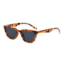 Load image into Gallery viewer, 2023 plastic sunglasses black female Europe and the United States city boy street, the driver of the cat's eye sunglasses
