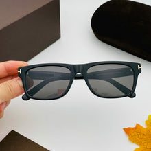 Load image into Gallery viewer, 2023  brand polarized sunglasses men Tom TF678 sun glasses for women Driving square sunglasses Myopia Glasses