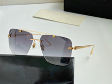 Load image into Gallery viewer, 2023Trendy Oversize Maybach Sunglasses Women&#39;s  Gradient Rimless Shaded Large Square Metal Frame Sunglassesuv400