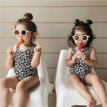 Load image into Gallery viewer, 2023 Children&#39;s Sunglasses Cute Cartoon Round Sunglasses Baby Vintage Sunglasses UV Protection Classic Kids Eyewear Toys Gift