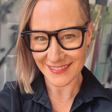 Load image into Gallery viewer, 2023 Classic Men&#39;s Square Sunglasses Brand Designer Rivet Retro Women Sun Glasses UV400 Beckham Style Driver Eyewear ins