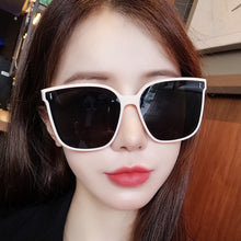 Load image into Gallery viewer, 2023 Classic Vintage Square Sunglasses Women Oversized Sunglasses Women Men Retro Black  Sun Glasses Goggle Oculos UV400