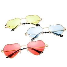 Load image into Gallery viewer, 2023 Heart Shaped Sunglasses Women Brand Designer Sun glasses LOVE Clear Ocean Lens Gradien Glasses Ladies Oculos UV400