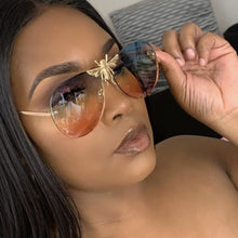 Load image into Gallery viewer, 2023 Modern Oversized Sunglasses For Women Men  Designer Sun Glasses Bee Decoration Trengding Shades UV400