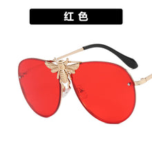 Load image into Gallery viewer, 2023 Modern Oversized Sunglasses For Women Men  Designer Sun Glasses Bee Decoration Trengding Shades UV400