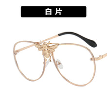 Load image into Gallery viewer, 2023 Modern Oversized Sunglasses For Women Men  Designer Sun Glasses Bee Decoration Trengding Shades UV400