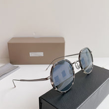 Carica l&#39;immagine nel visualizzatore di Gallery, 2023 High Quatity Luxurious Pure Titanium Sun Glasses Thom Brand Retro Round Sunglasses UV Protection Outdoor Eyewear