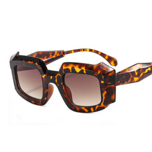 Load image into Gallery viewer, 2023 Gradient Classic Thick Frame Amber Sunglasses  Designer Glasses UV400 Unisex Trend Lunettes De Soleil Pour Femmes