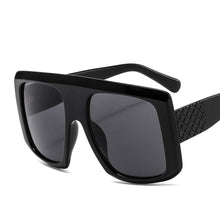 Load image into Gallery viewer, 2023 Design Big Frame Oversized Sunglasses Women  Brand Large Flat Top Sun Glasses Trendy Square Gradient Shades