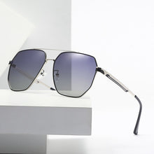 Load image into Gallery viewer, 2023 Polarized Sunglasses American Pilot Driving Sunglasses Anti-glare Car Glasses Women &amp; Men Sun Glasses UV400 RXHGLS04