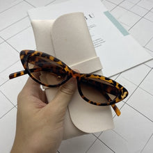 Load image into Gallery viewer, 2023 Retro Cat Eye Sunglasses Women  Brand Designer Eyewear Women/Men Oval Pink Sun Glasses Women Gafas De Sol Mujer