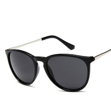 Carica l'immagine nel visualizzatore di Gallery, 2023 Retro Polarized Sunglasses For Men Women Vintage Driving Fishing Sun Glasses Shades Male Female UV400 Eyewear gafas de sol