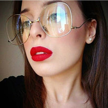 Load image into Gallery viewer, 2023 Round Fake Glasses Frame Women Vintage Myopia Optical Eyeglasses Frames Transparent Glasse okulary oculos de grau feminino