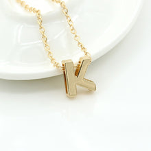 Load image into Gallery viewer, 26 Alphabet Necklace Women 26 Letters Pendant Necklace Alloy Clavicle Chain Necklace For Party